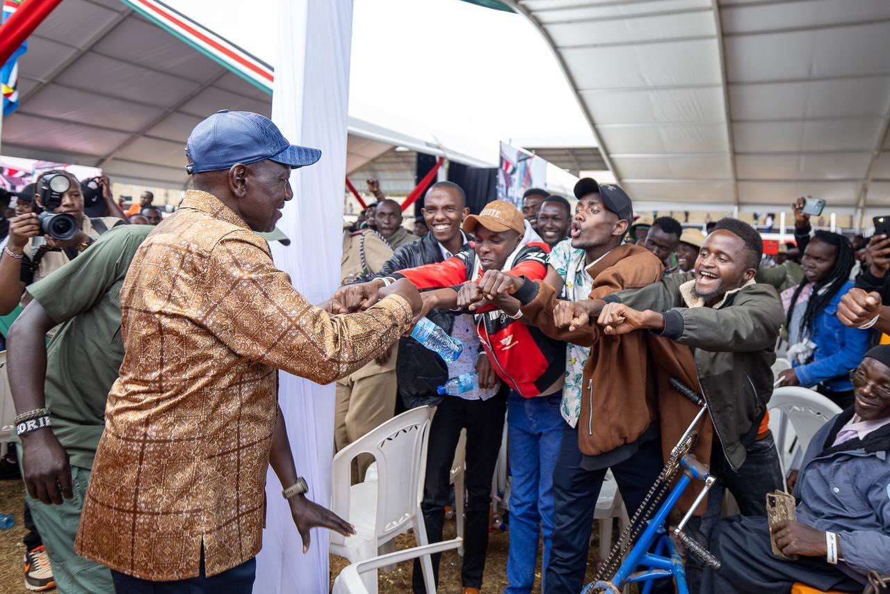 Govt reaffirms commitment to youth empowerment as 6,000 youths receive ...